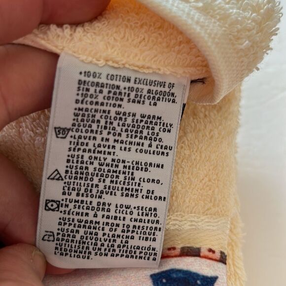 SATURDAY KNIGHT LTD Cream Blue Snowman Bath Towel Decorative NWT Winter Holiday - Picture 4 of 5